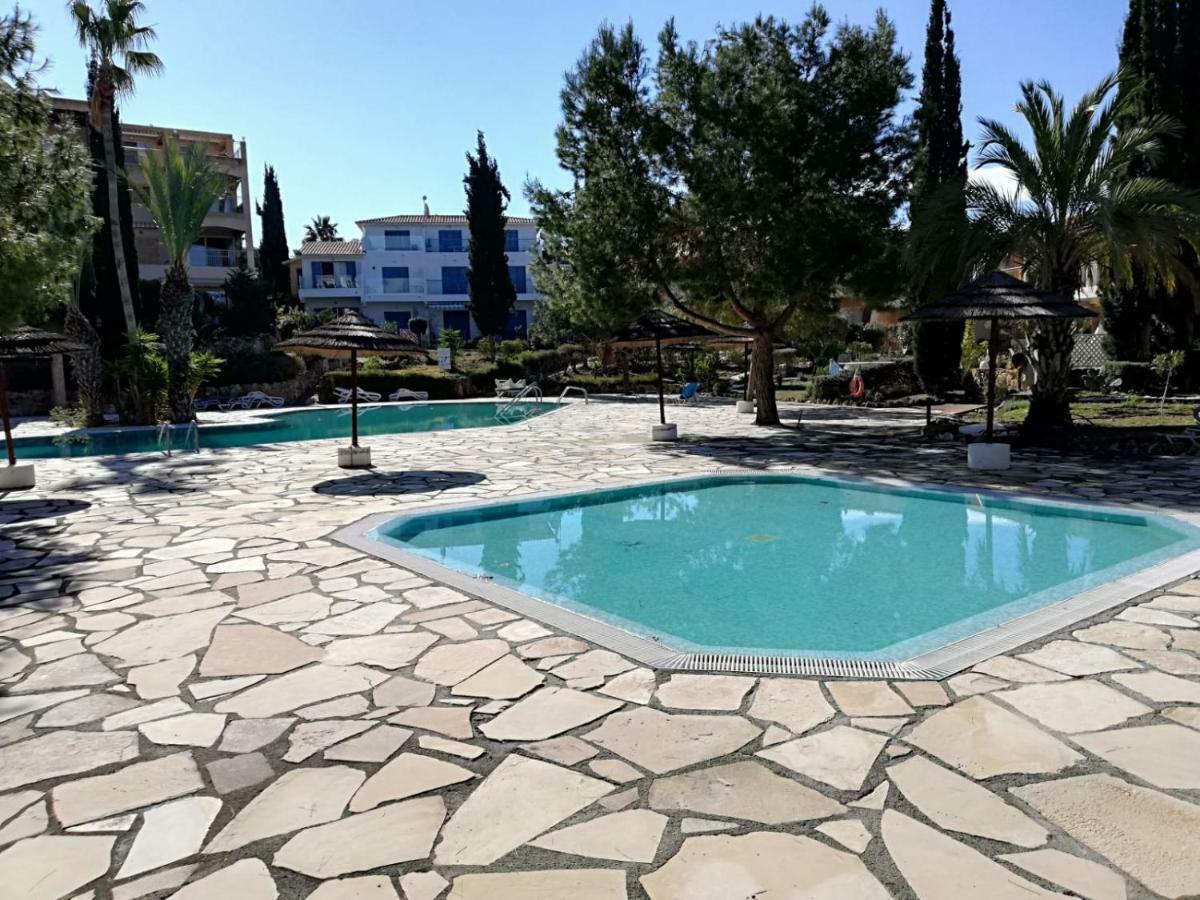 Family Paradise- Luxury Combined With Home Comfort Paphos Eksteriør billede