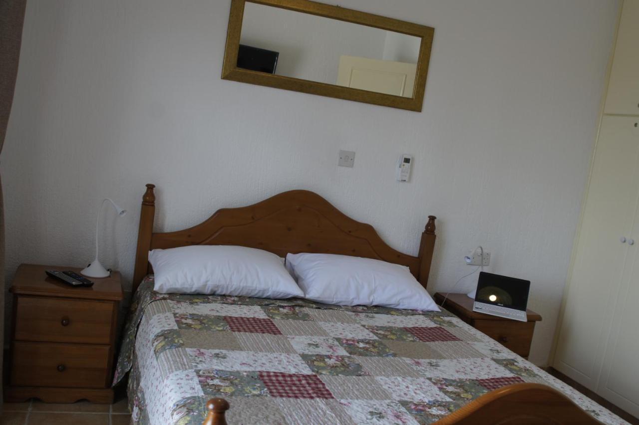 Family Paradise- Luxury Combined With Home Comfort Paphos Eksteriør billede